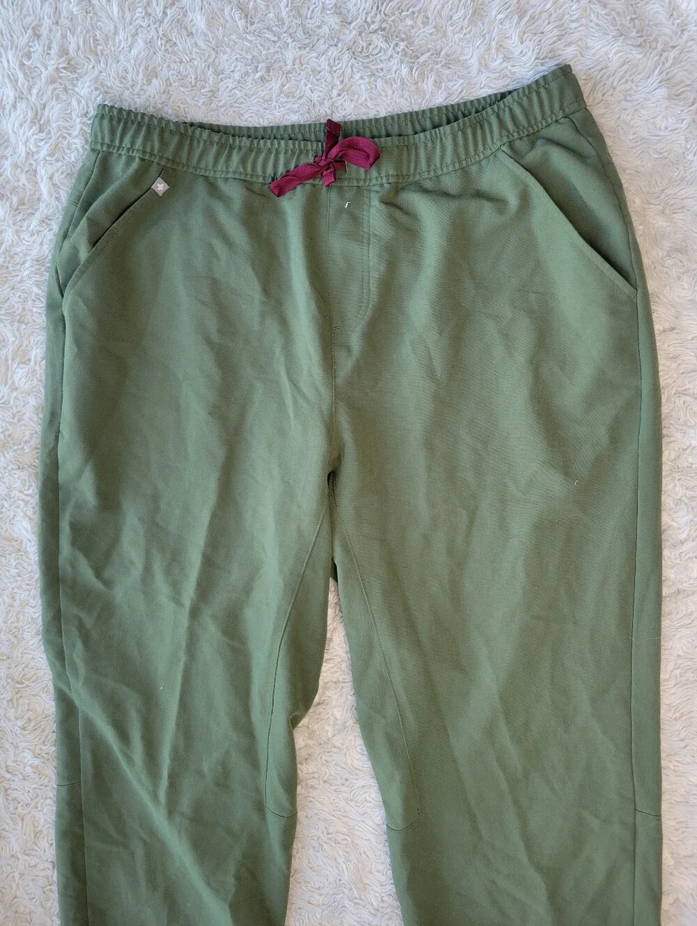 Figs Men’s Tansen Jogger Scrub Pants Dark Olive Size XL Tall
